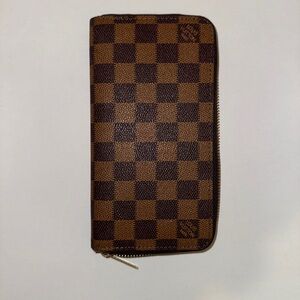 Louis Vuitton Brown Checkered Key & Card Holder